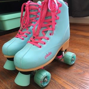 Skates 🛼 adjustable size girls 3 to 6